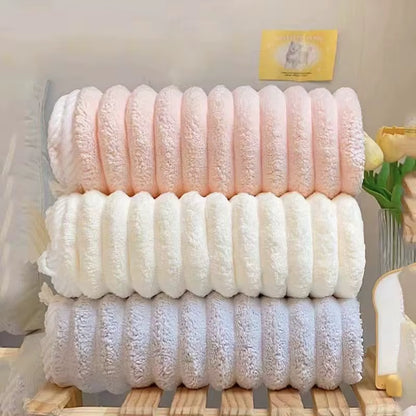 High Quality 280G Coral Fleece Bath Towel Increased Thickening Quick Drying Soft for Adults Home Use Not Easy to Lose Hair